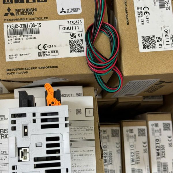 PLC MITSUBISHI FX5UC-32MT/DS-TS