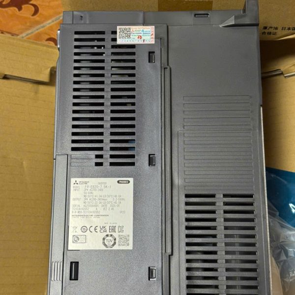 BIẾN TẦN MITSUBISHI FR-E820-7.5K-1 BIẾN TẦN MITSUBISHI FR-E820-7.5K-1