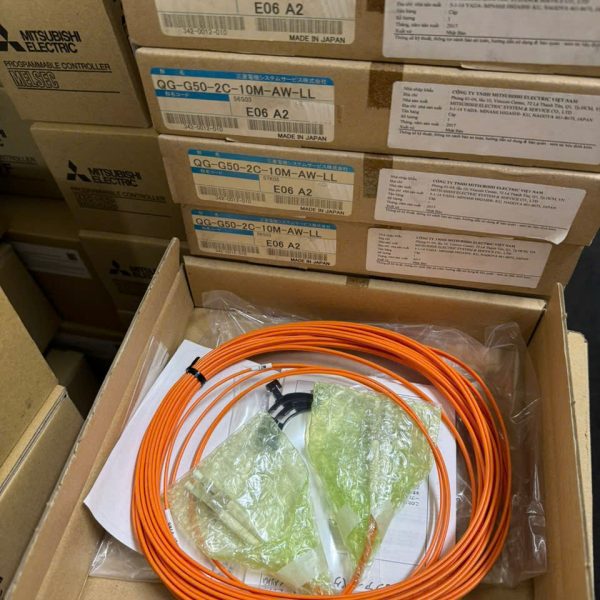 CÁP MITSUBISHI QG-G50-2C-10M-AW-LL