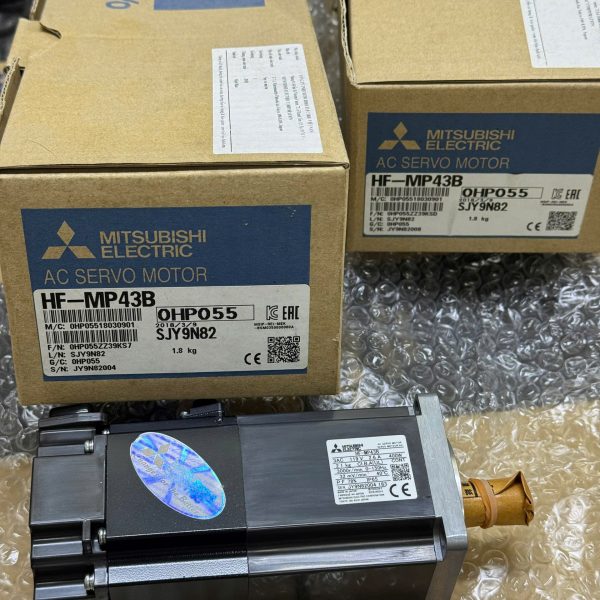 SERVO MOTOR MITSUBISHI HF-MP43B SERVO MOTOR MITSUBISHI HF-MP43B