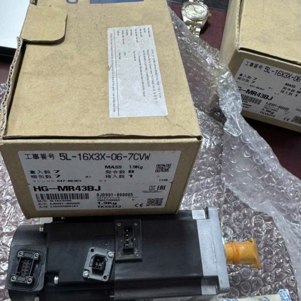 SERVO MOTOR MITSUBISHI HG-MR43BJ SERVO MOTOR MITSUBISHI HG-MR43BJ