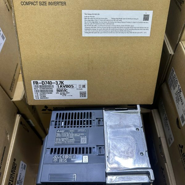 BIẾN TẦN MITSUBISHI FR-D740-3.7K BIẾN TẦN MITSUBISHI FR-D740-3.7K